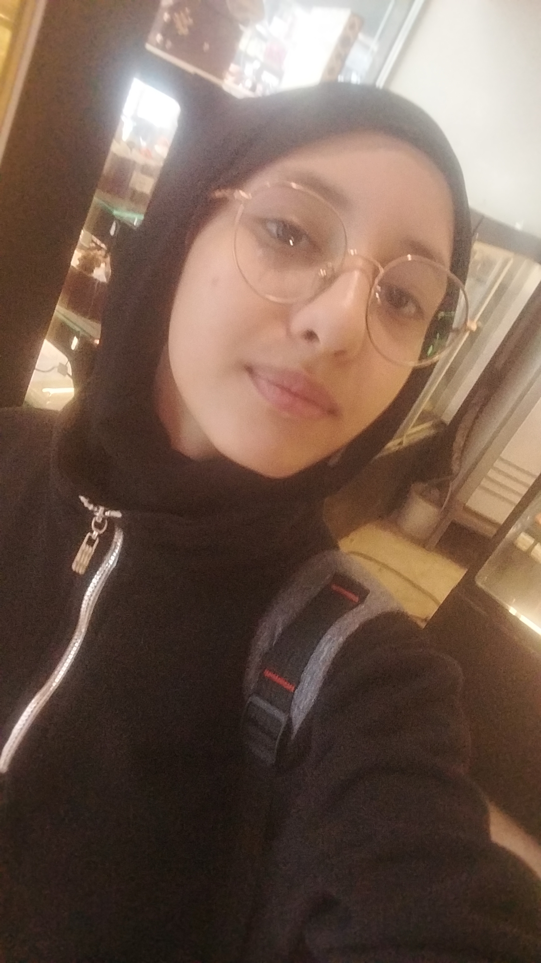دارين علي